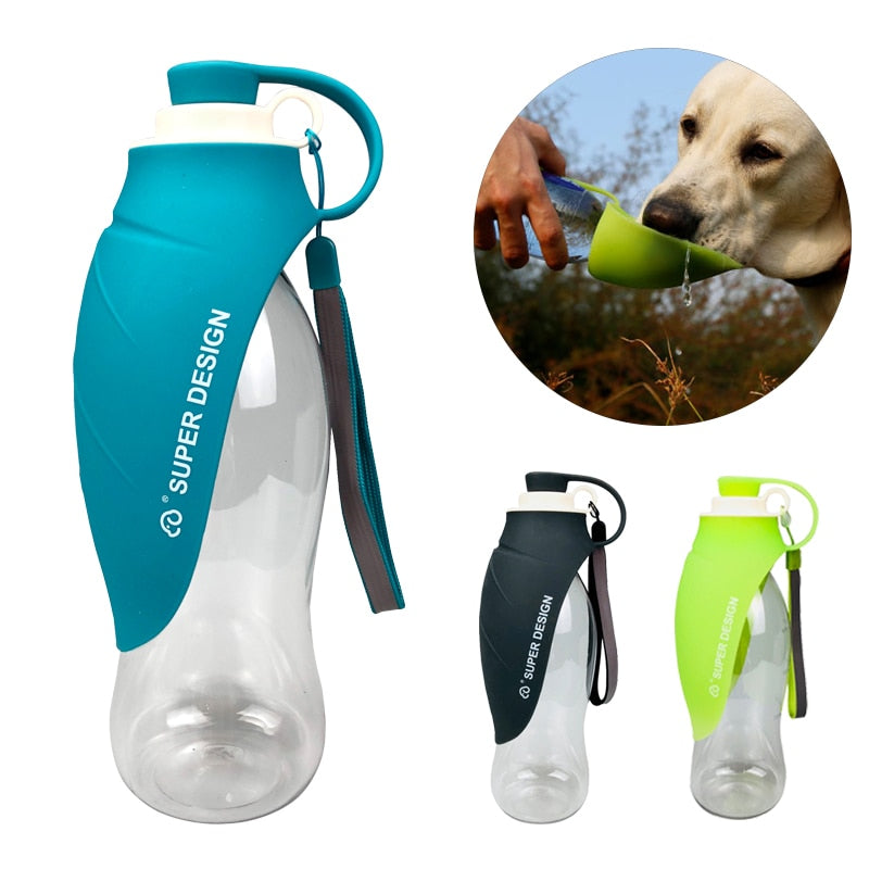 FE&DA HOME Botella Pipi Perros–Botella limpiar pipi perros calle – Botella  agua perro- Botella de agua para Perros 550 ml-Botella agua perro